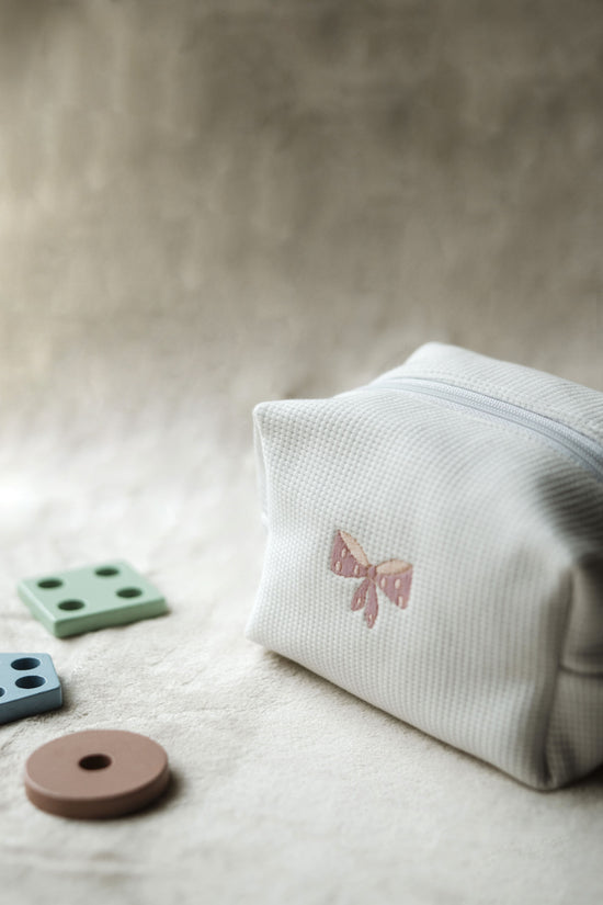 astuccio con fiocco per asilo e scuola