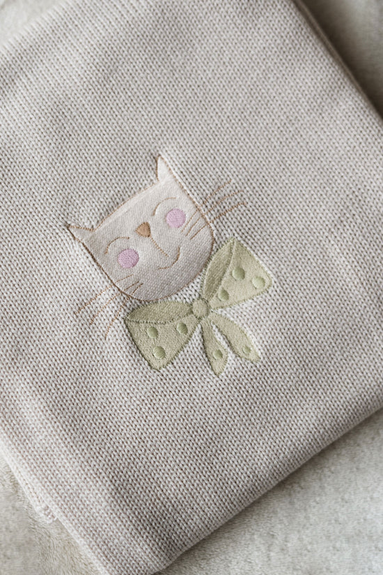 copertina ricamata a mano per bebè e nuove nascite